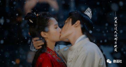 吃瓜爽剧,揭秘娱乐圈那些吃瓜爽剧背后的故事