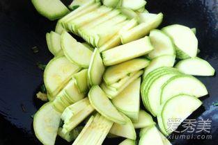 角瓜能与什么一起吃呢,探寻与角瓜相得益彰的美食组合